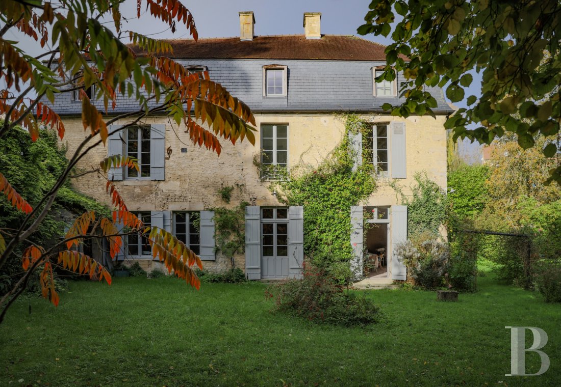 A 17th and 18th century house in the heart of a historic district in in Falaise, Normandy - photo  n°49